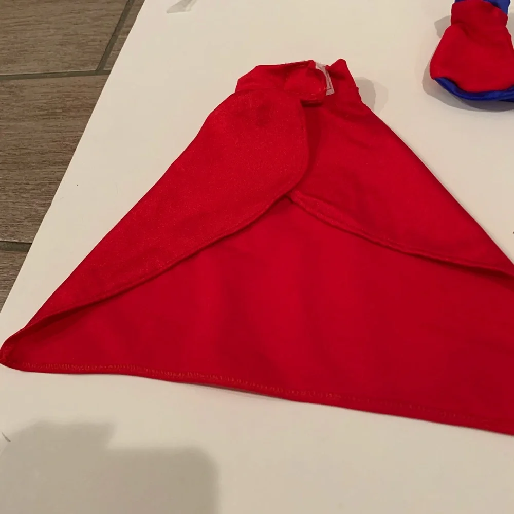 Supergirl costume for doll‎
